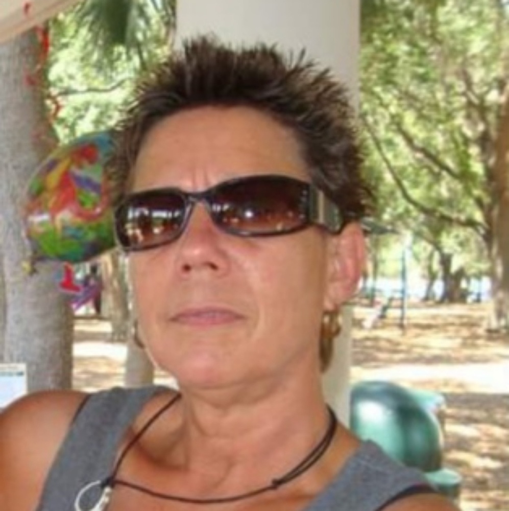 Meet your Posher, Brenda